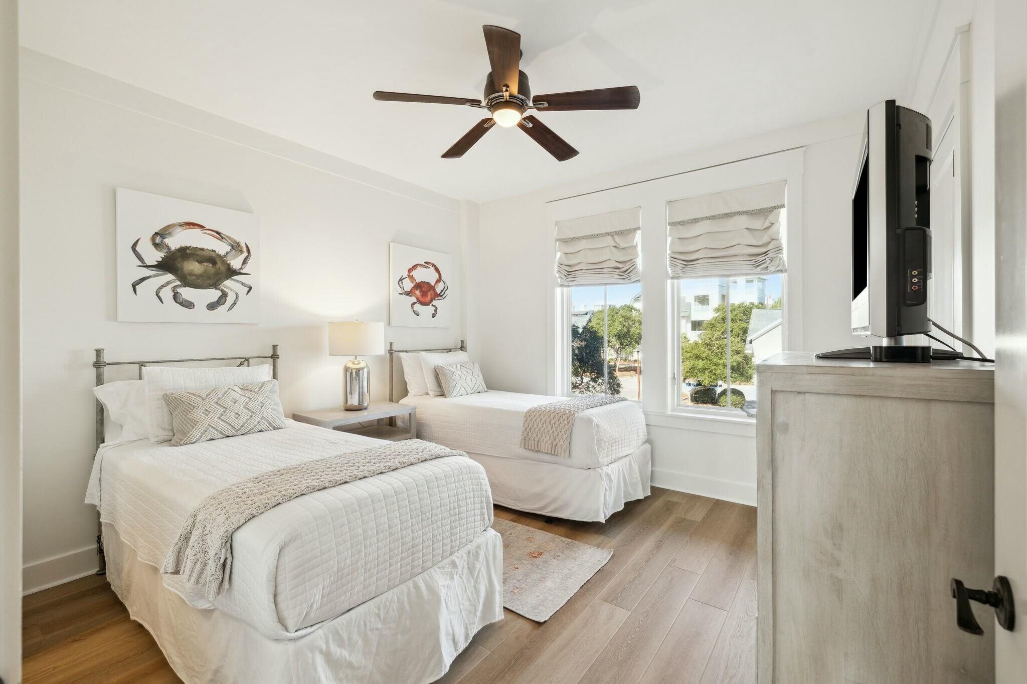 37 S Compass Point Way, 103