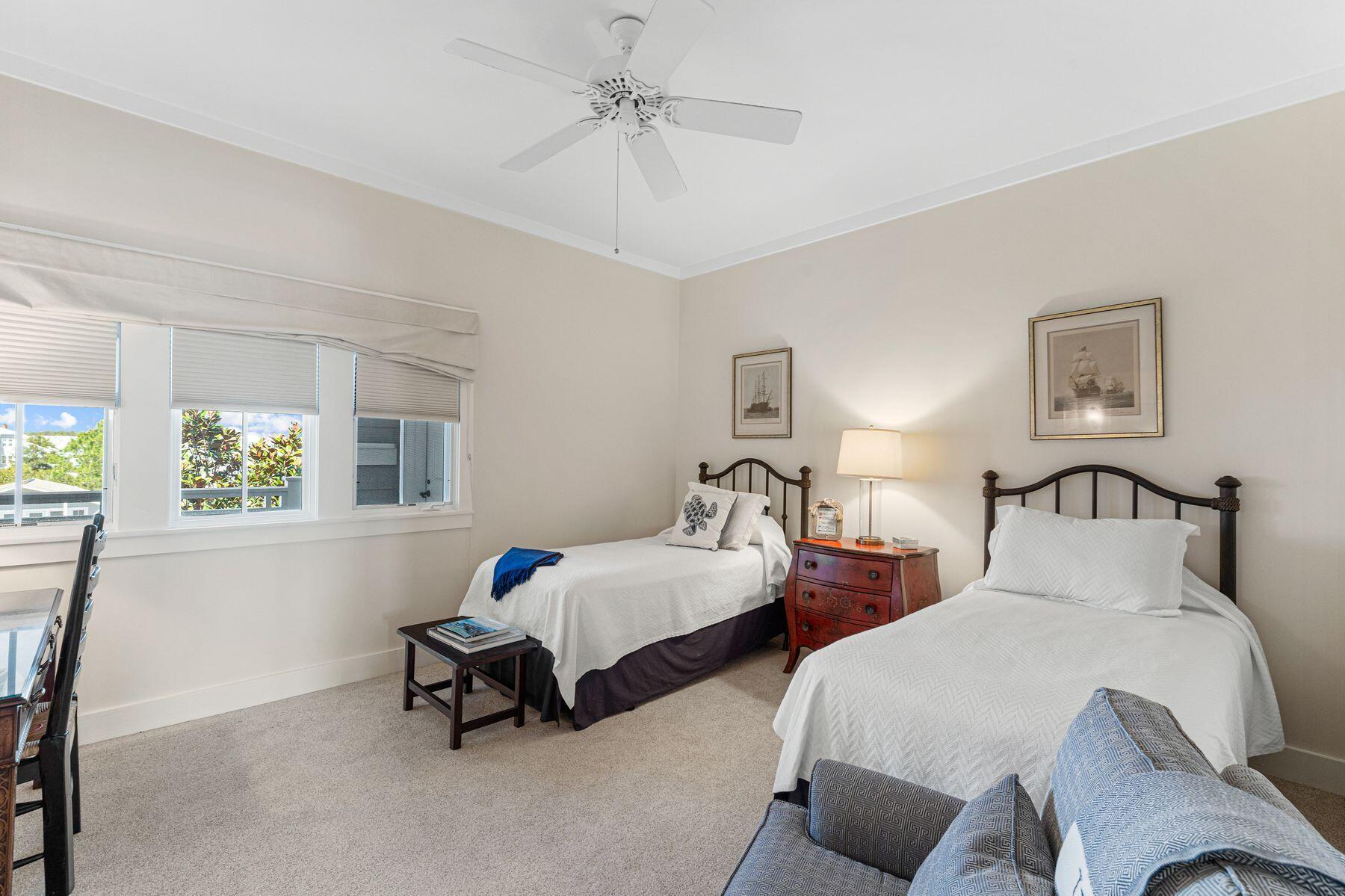 100 S Bridge Lane, UNIT 422C