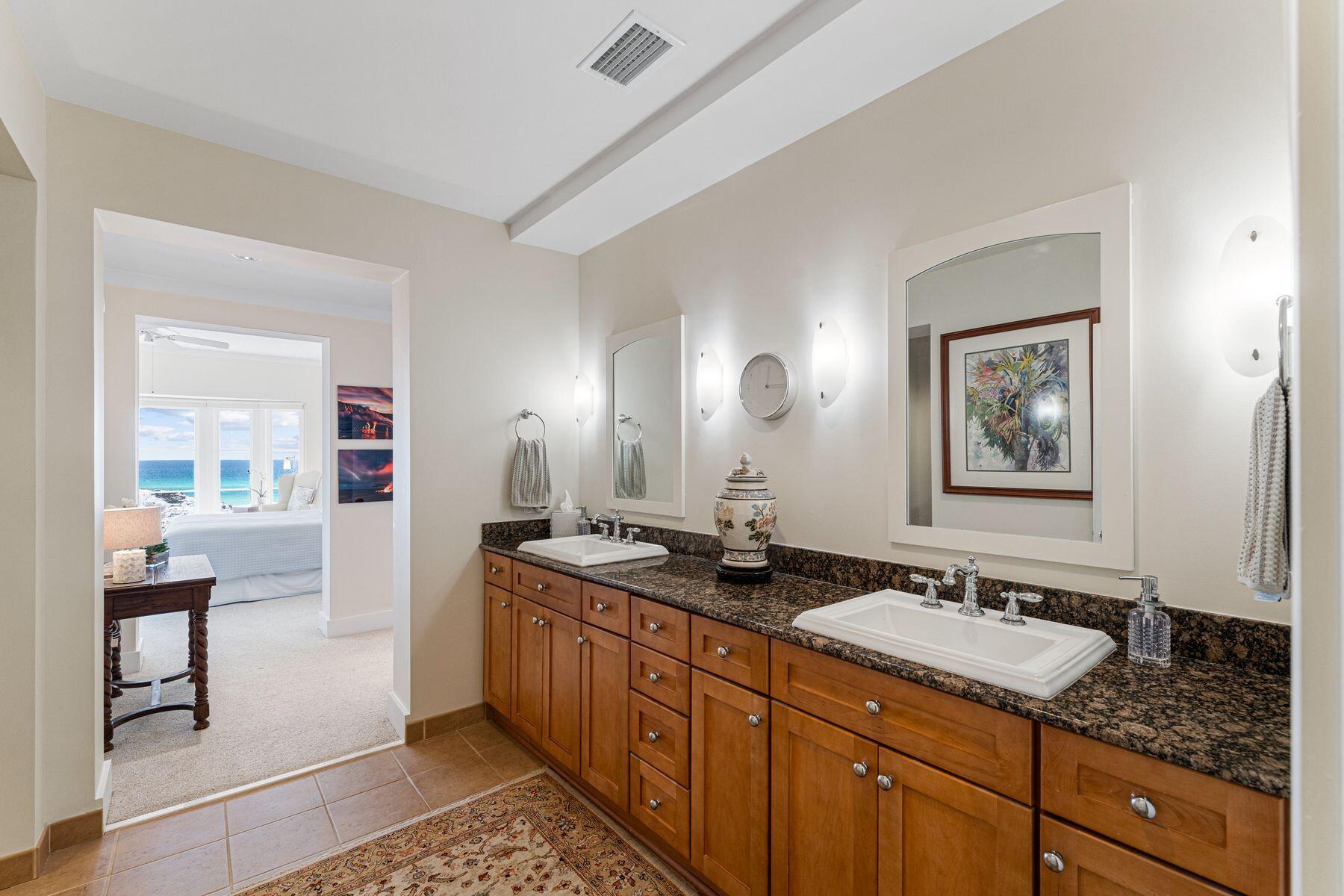 100 S Bridge Lane, UNIT 422C