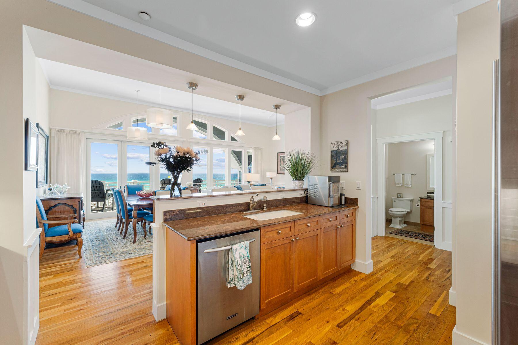 100 S Bridge Lane, UNIT 422C