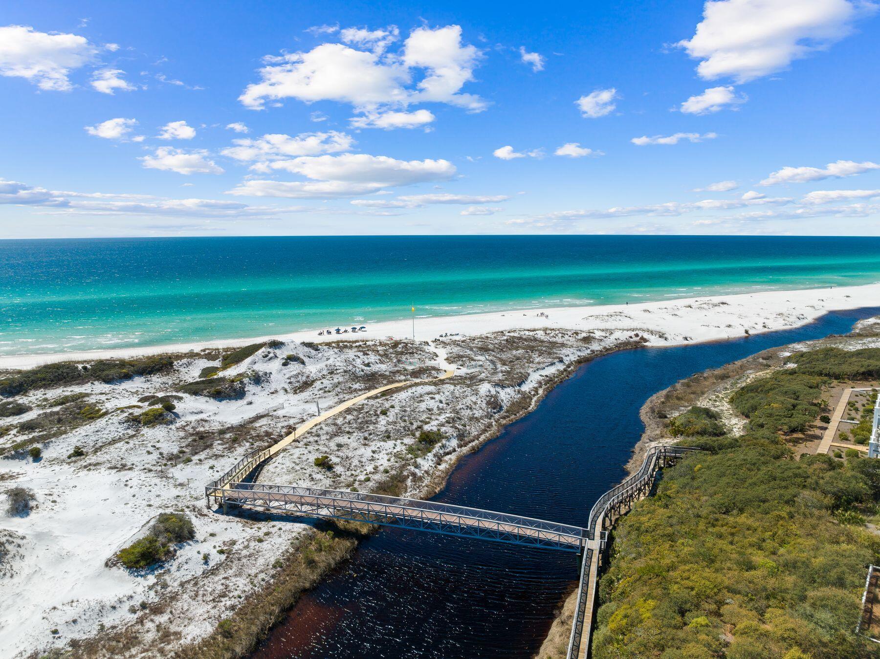 100 S Bridge Lane, UNIT 422C