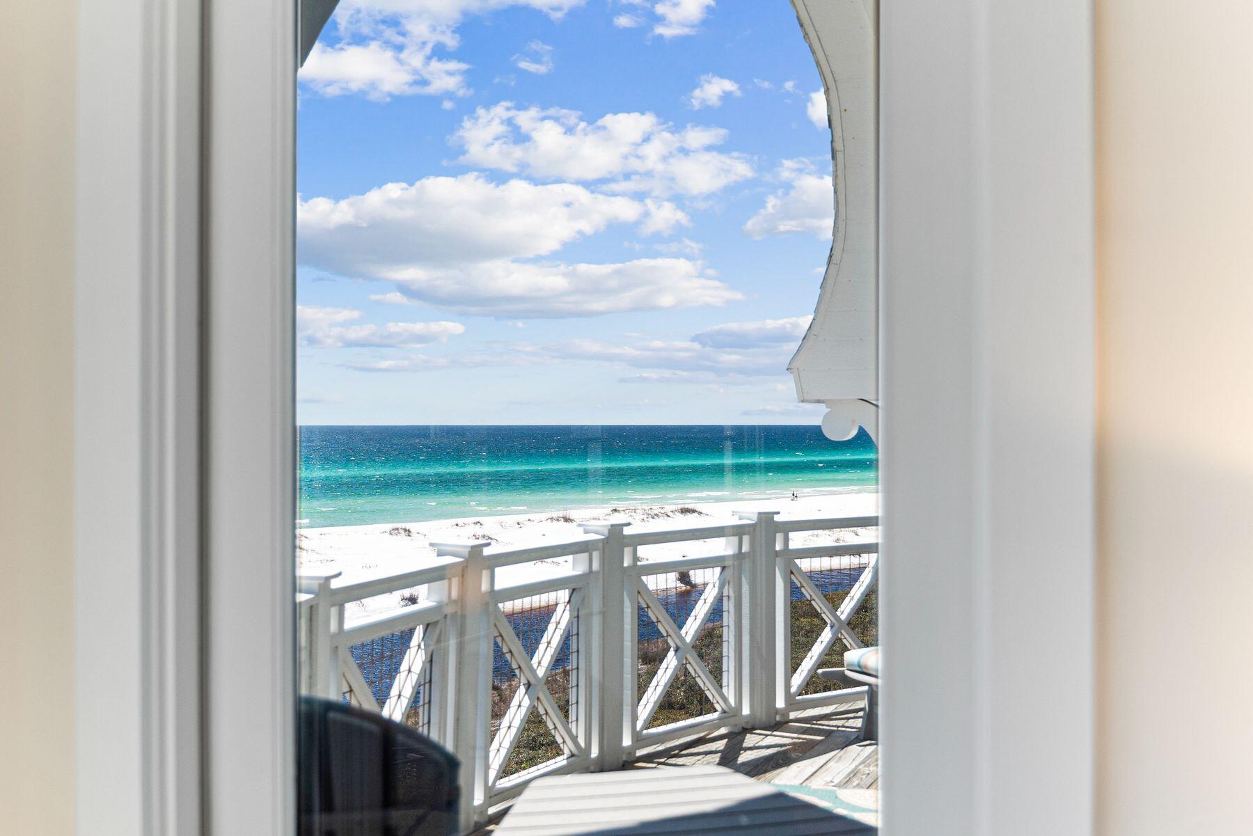 100 S Bridge Lane, UNIT 422C