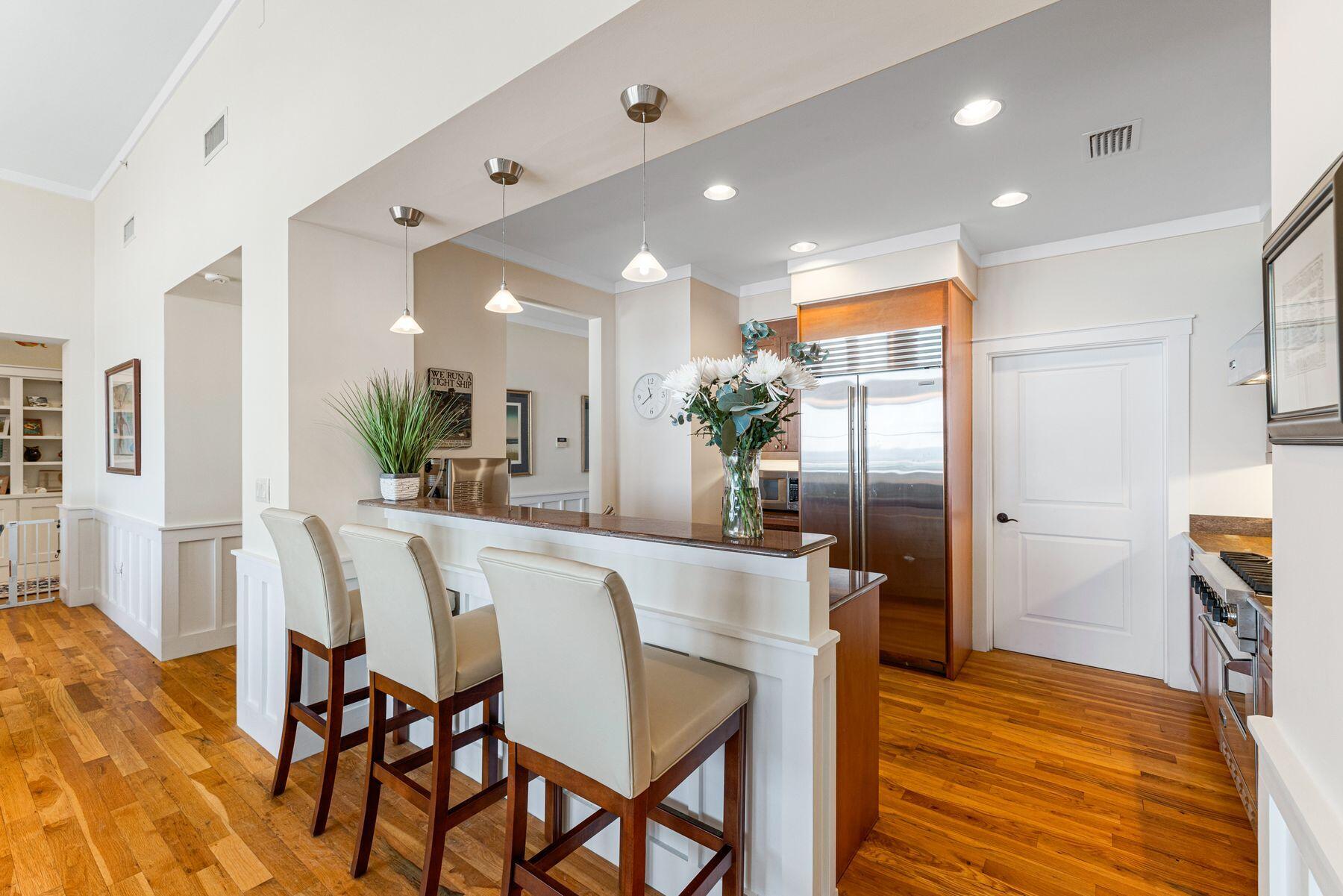 100 S Bridge Lane, UNIT 422C