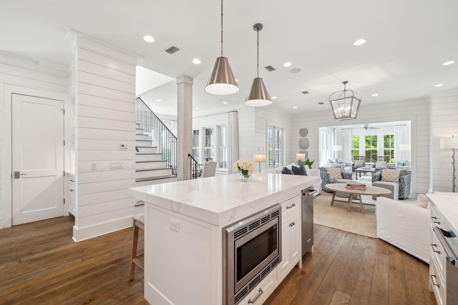 17 Compass Point Way