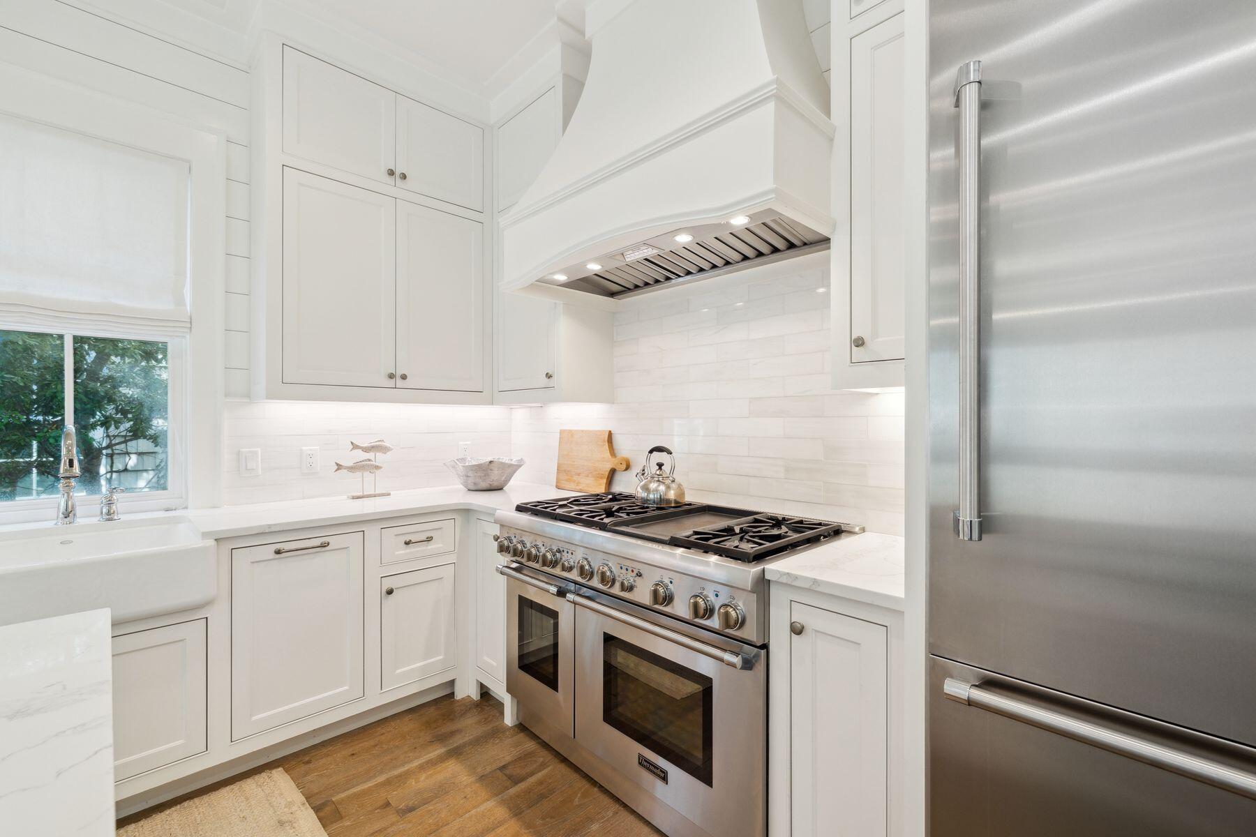 17 Compass Point Way