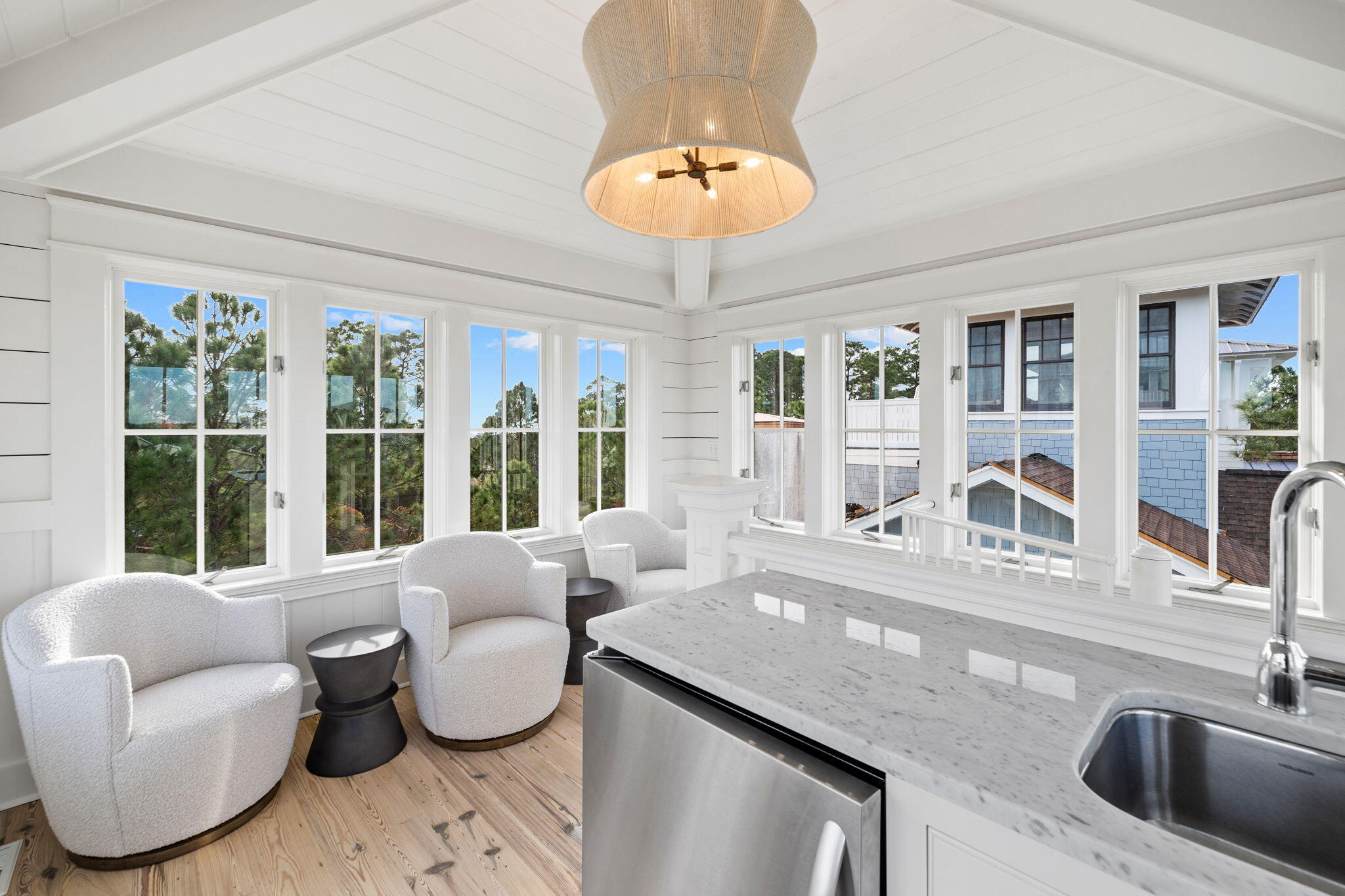 30 E Yacht Pond Lane