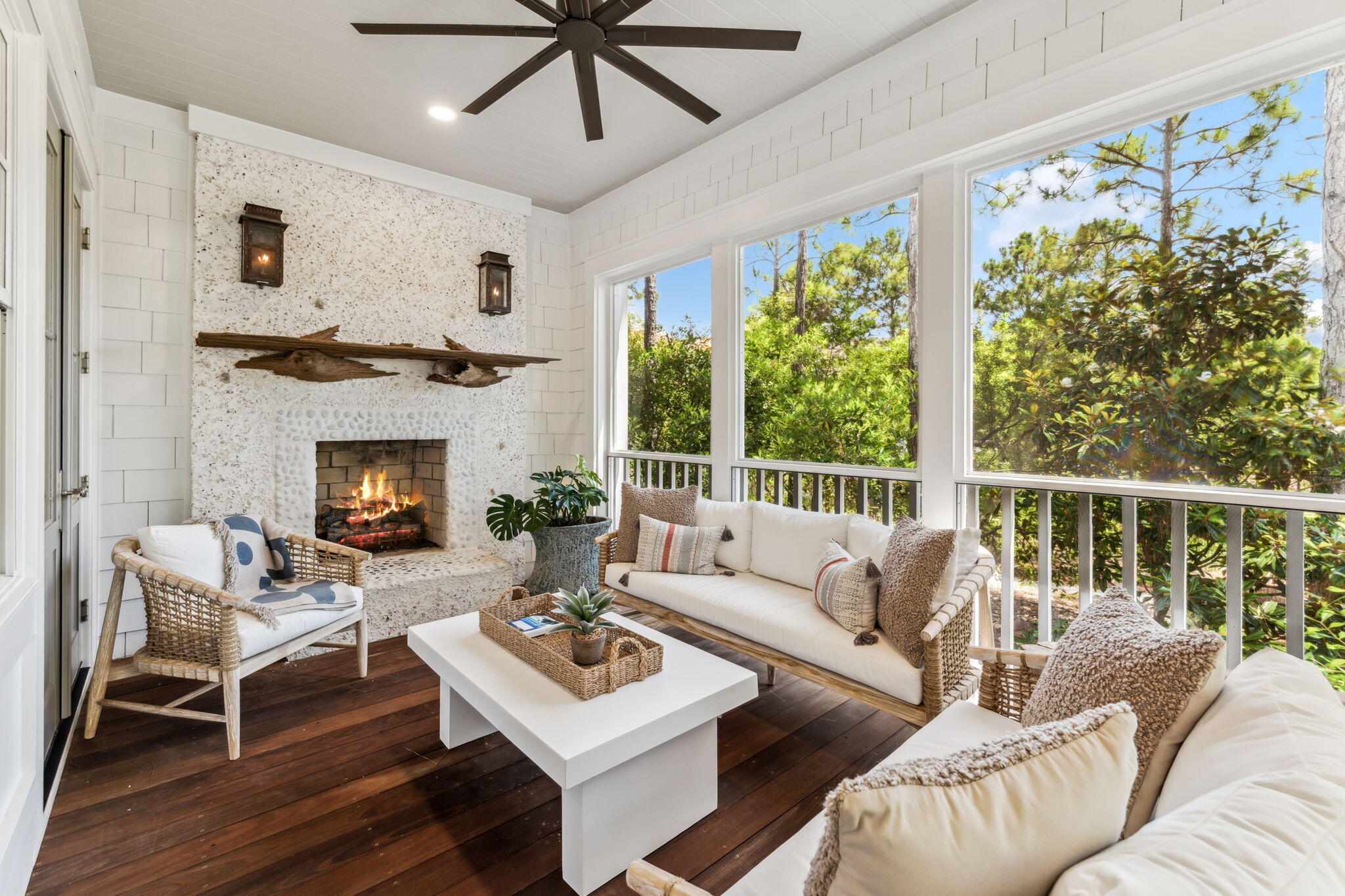 30 E Yacht Pond Lane