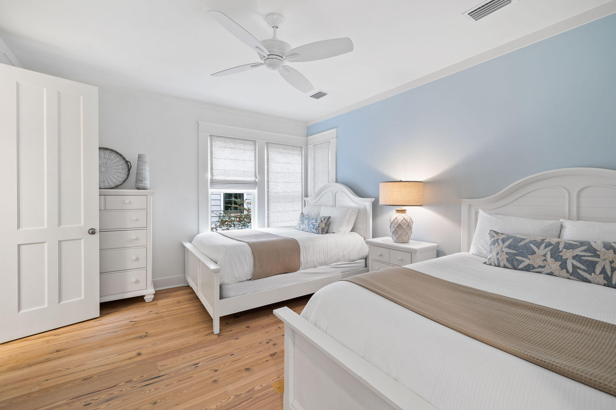 30 E Yacht Pond Lane