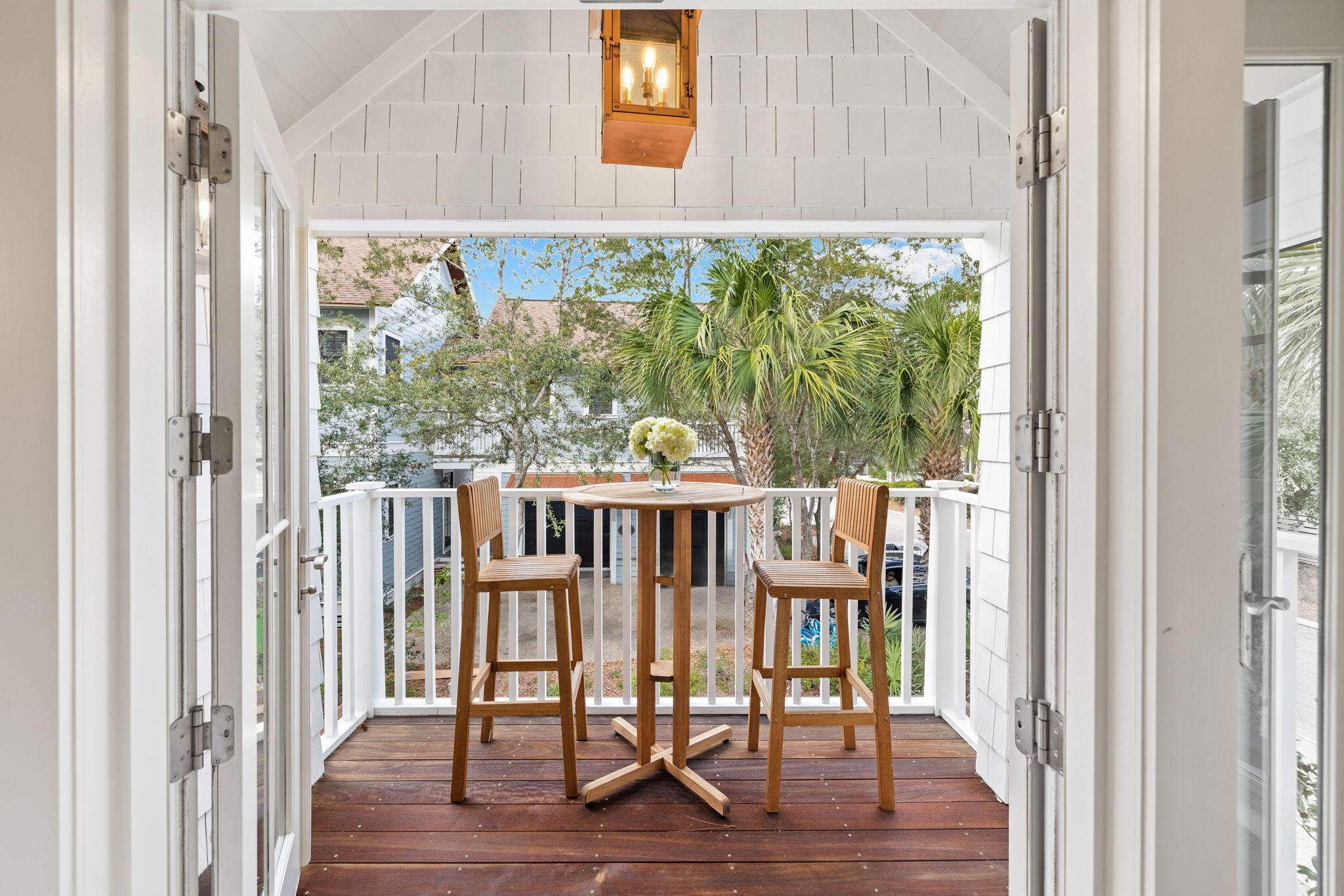 30 E Yacht Pond Lane