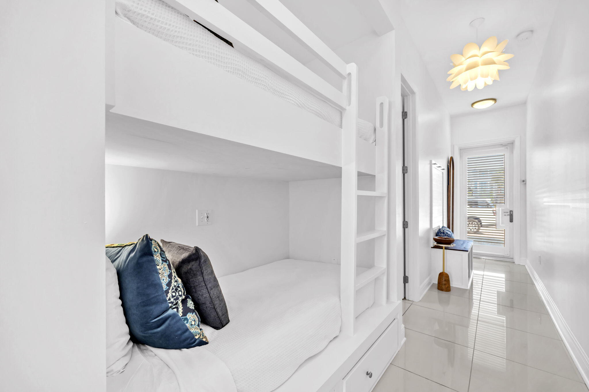 613 Eastern Lake Road UNIT 3
