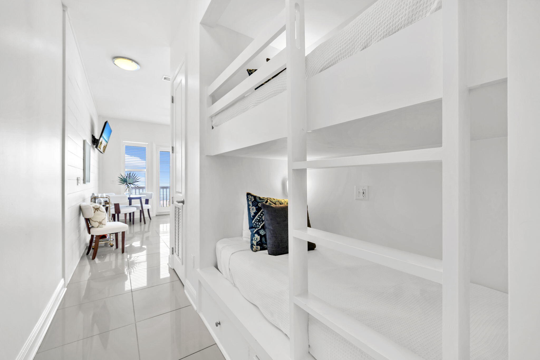 613 Eastern Lake Road UNIT 3