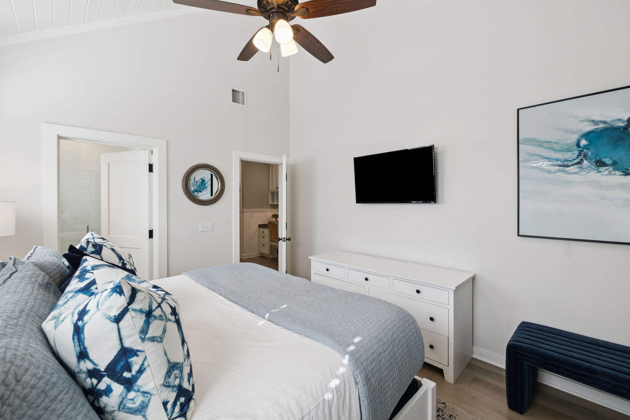 261 Salt Box Lane