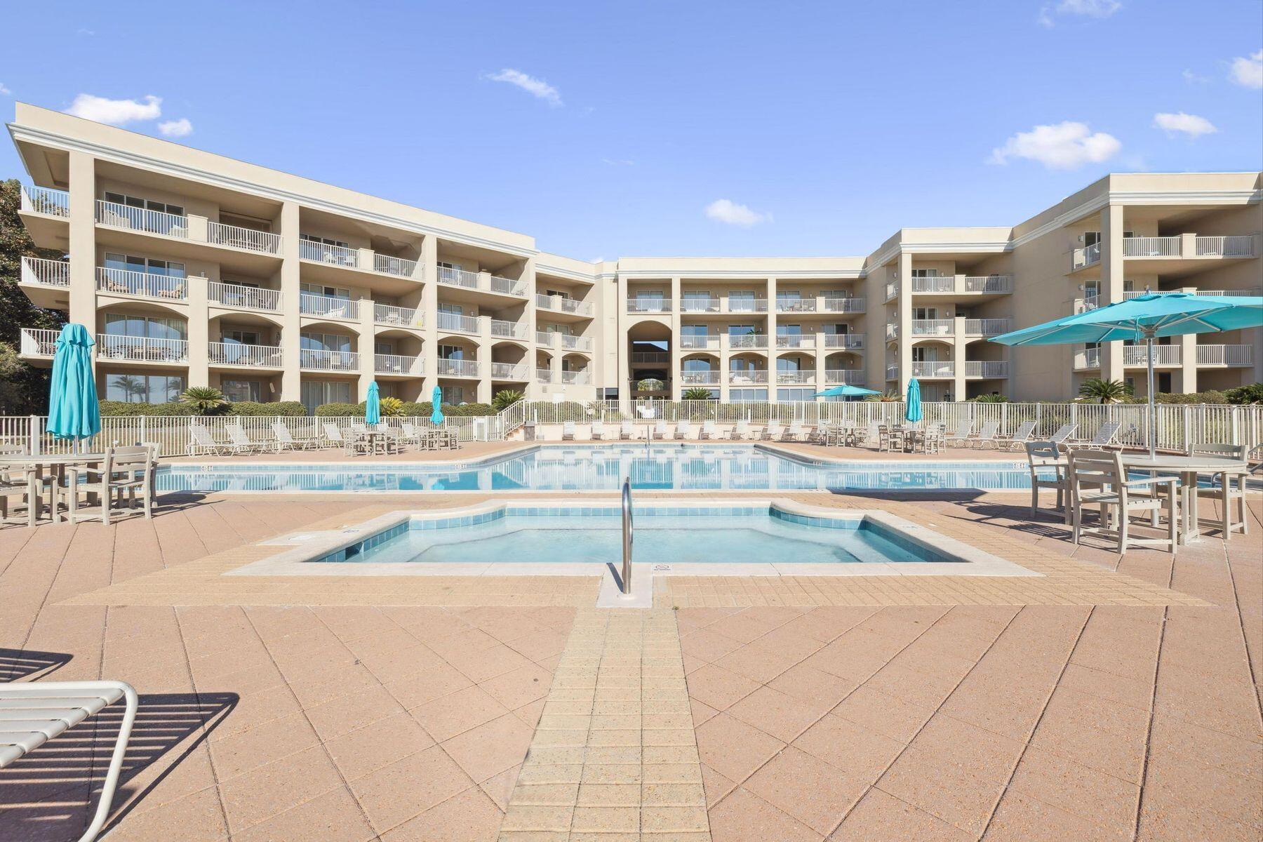 4045 W County Highway 30A UNIT 402