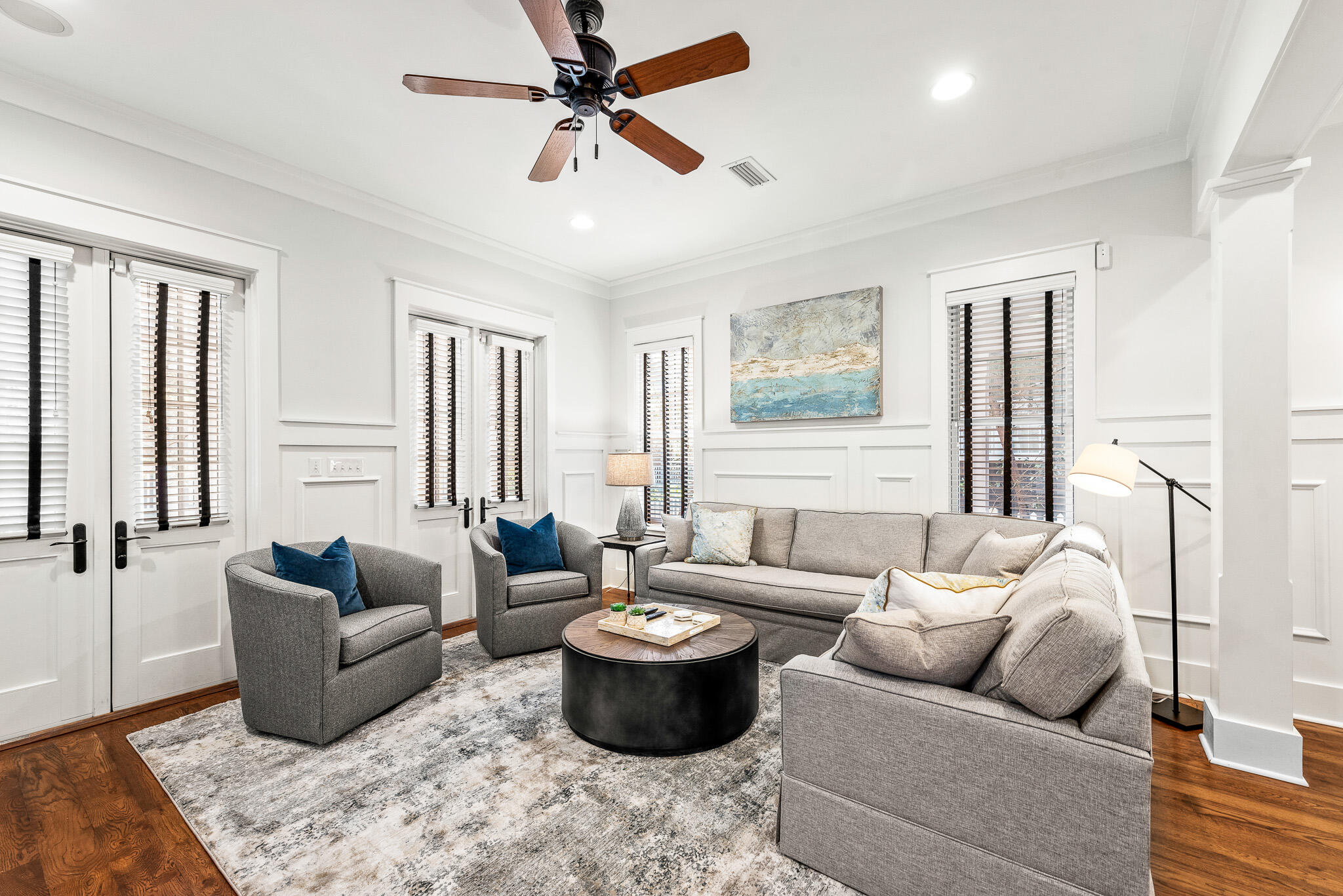 30 N Shingle Lane