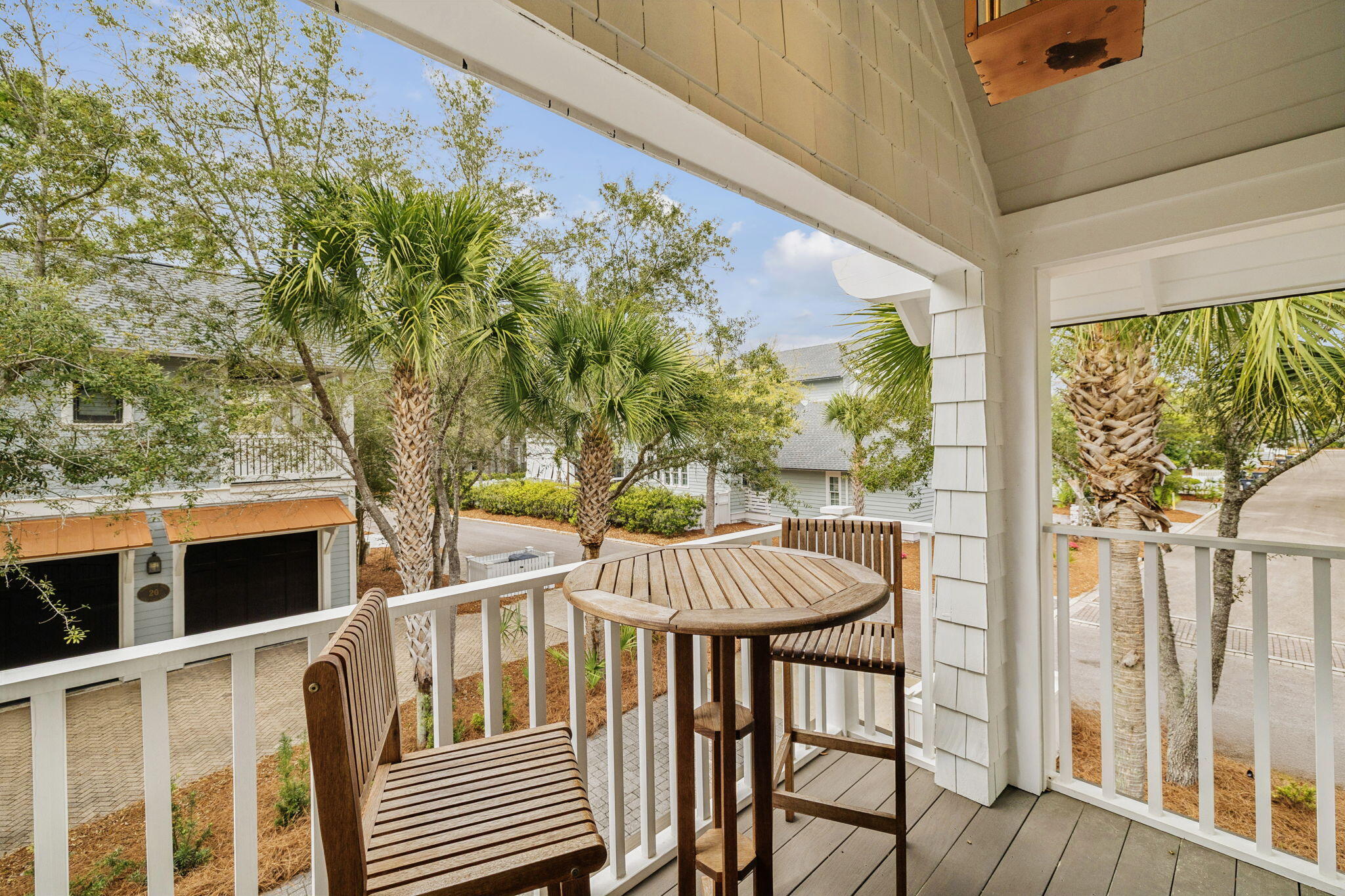 30 E Yacht Pond Lane