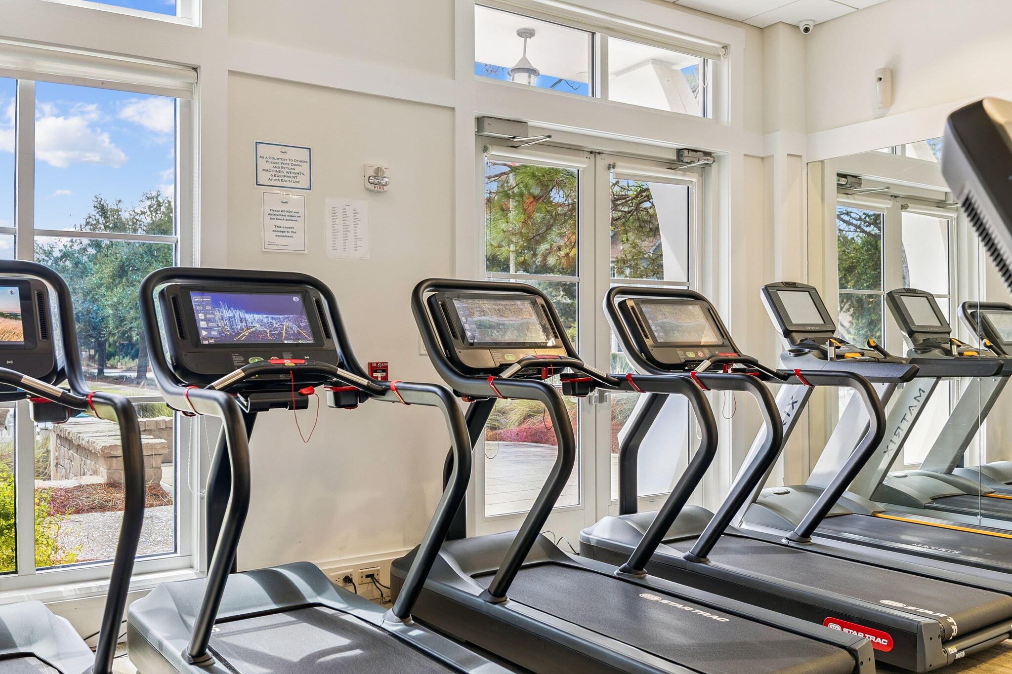 30 E Yacht Pond Lane