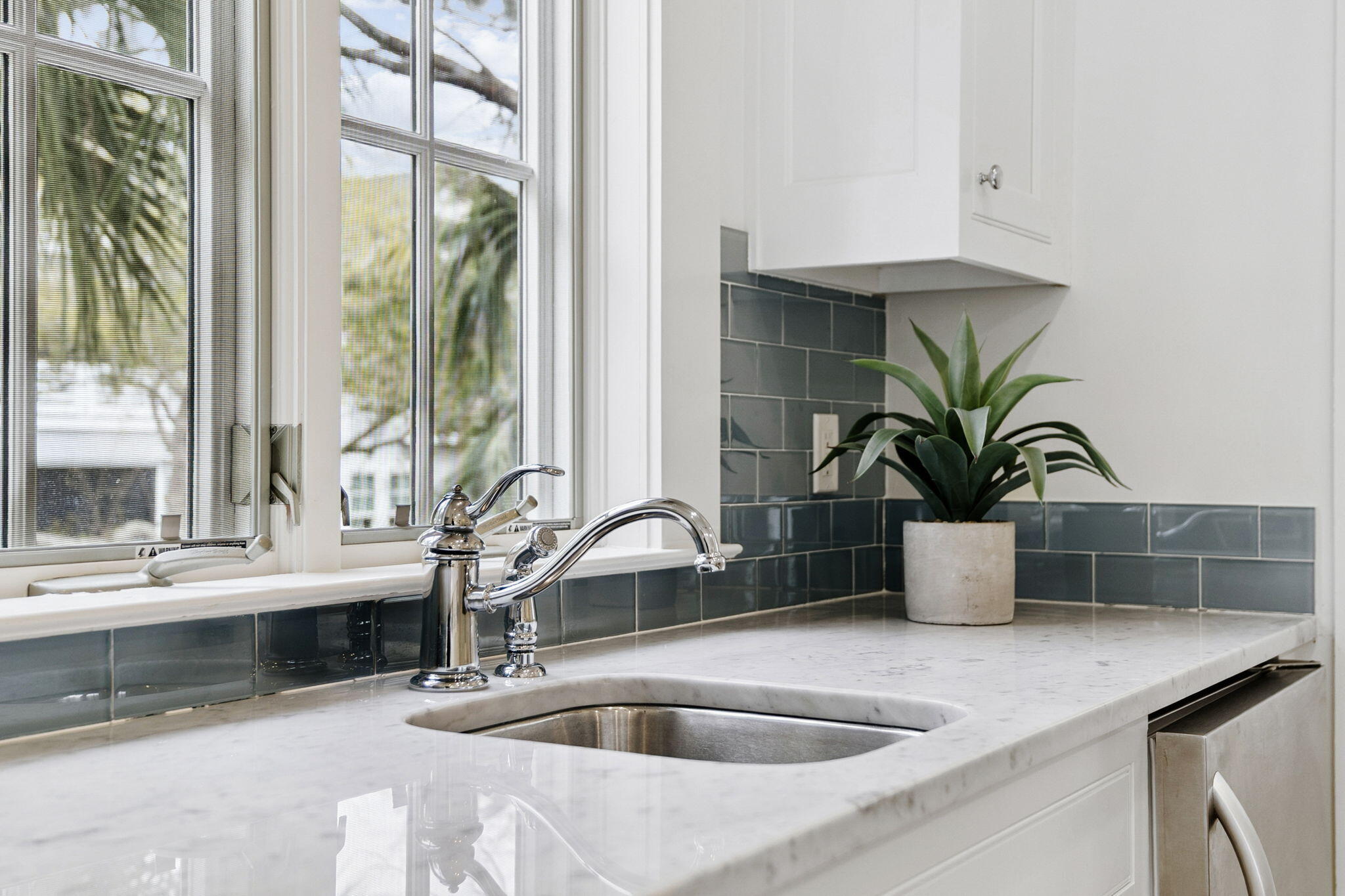 30 E Yacht Pond Lane