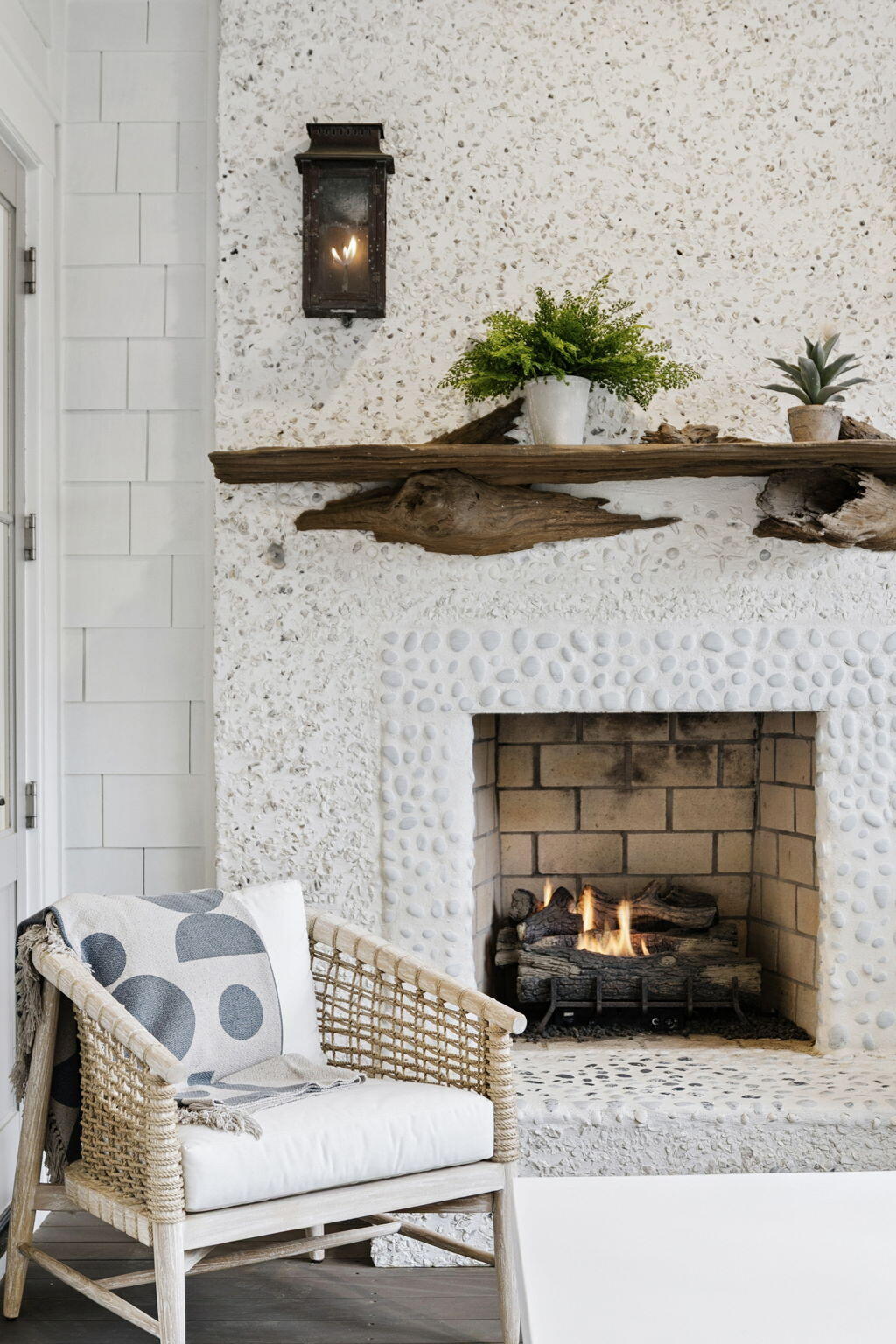 30 E Yacht Pond Lane