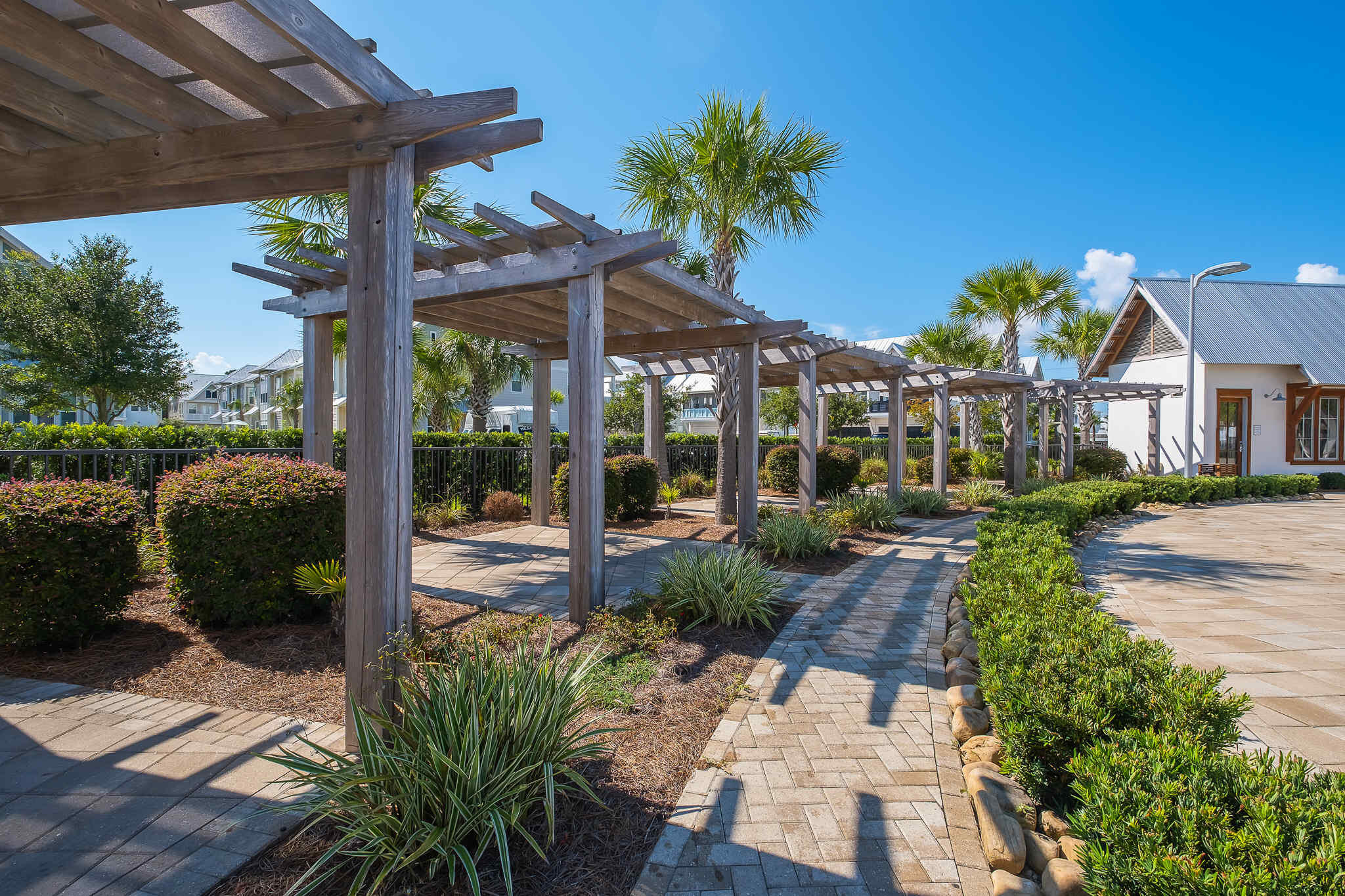 117 W Pine Lands Loop UNIT A