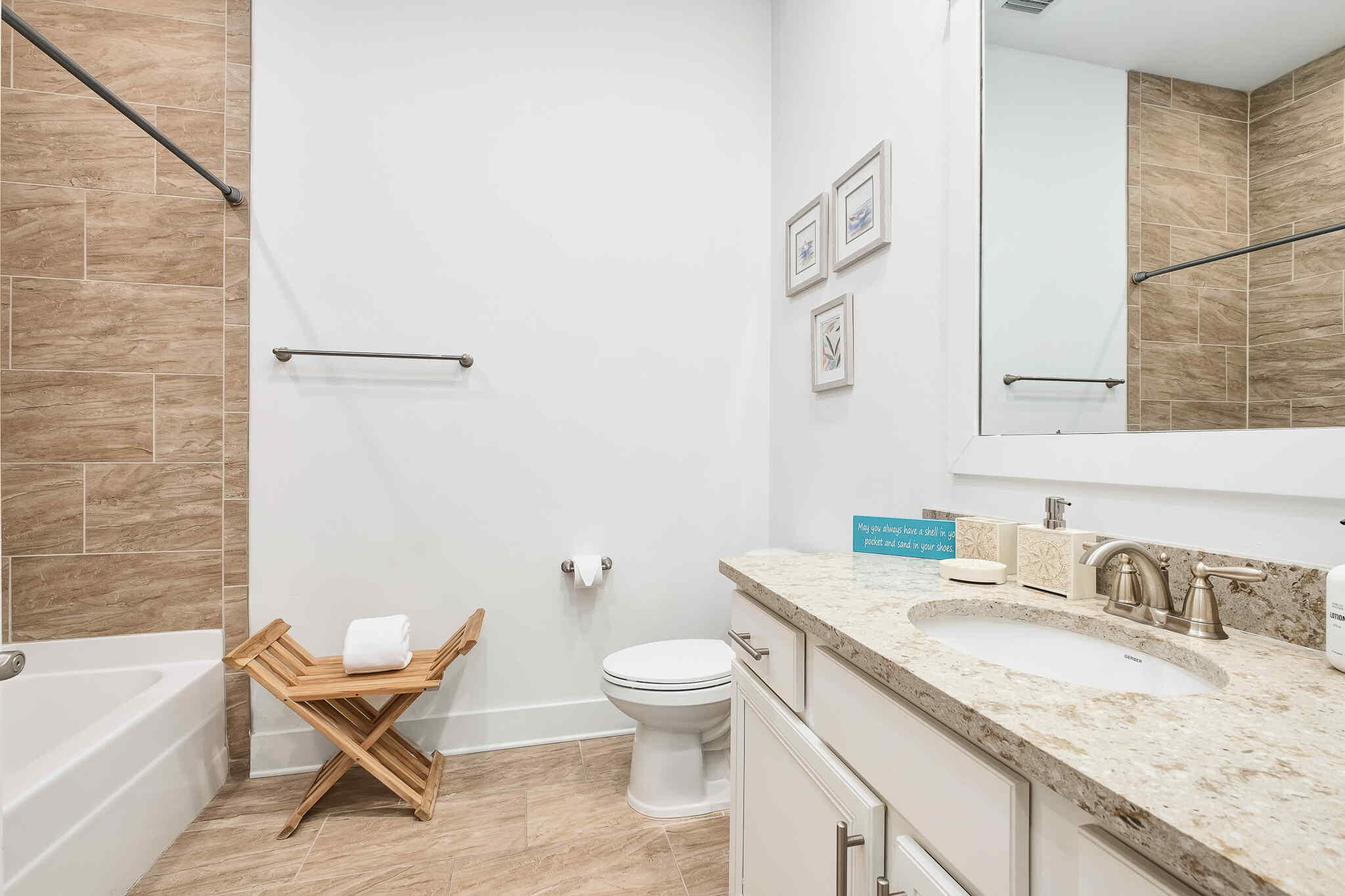 117 W Pine Lands Loop UNIT A
