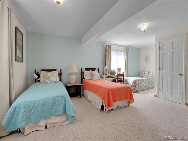 6829 Beaver Run