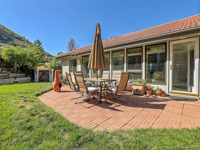 6829 Beaver Run