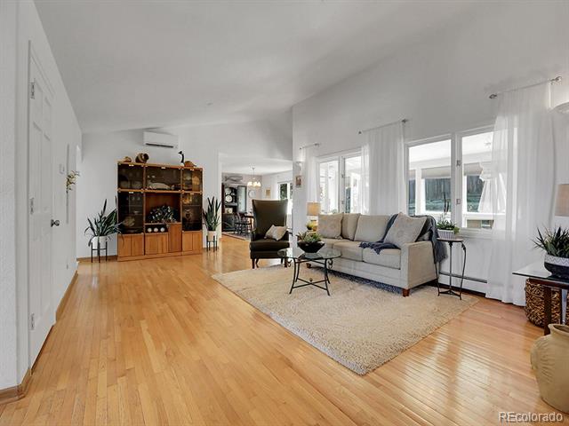 6829 Beaver Run