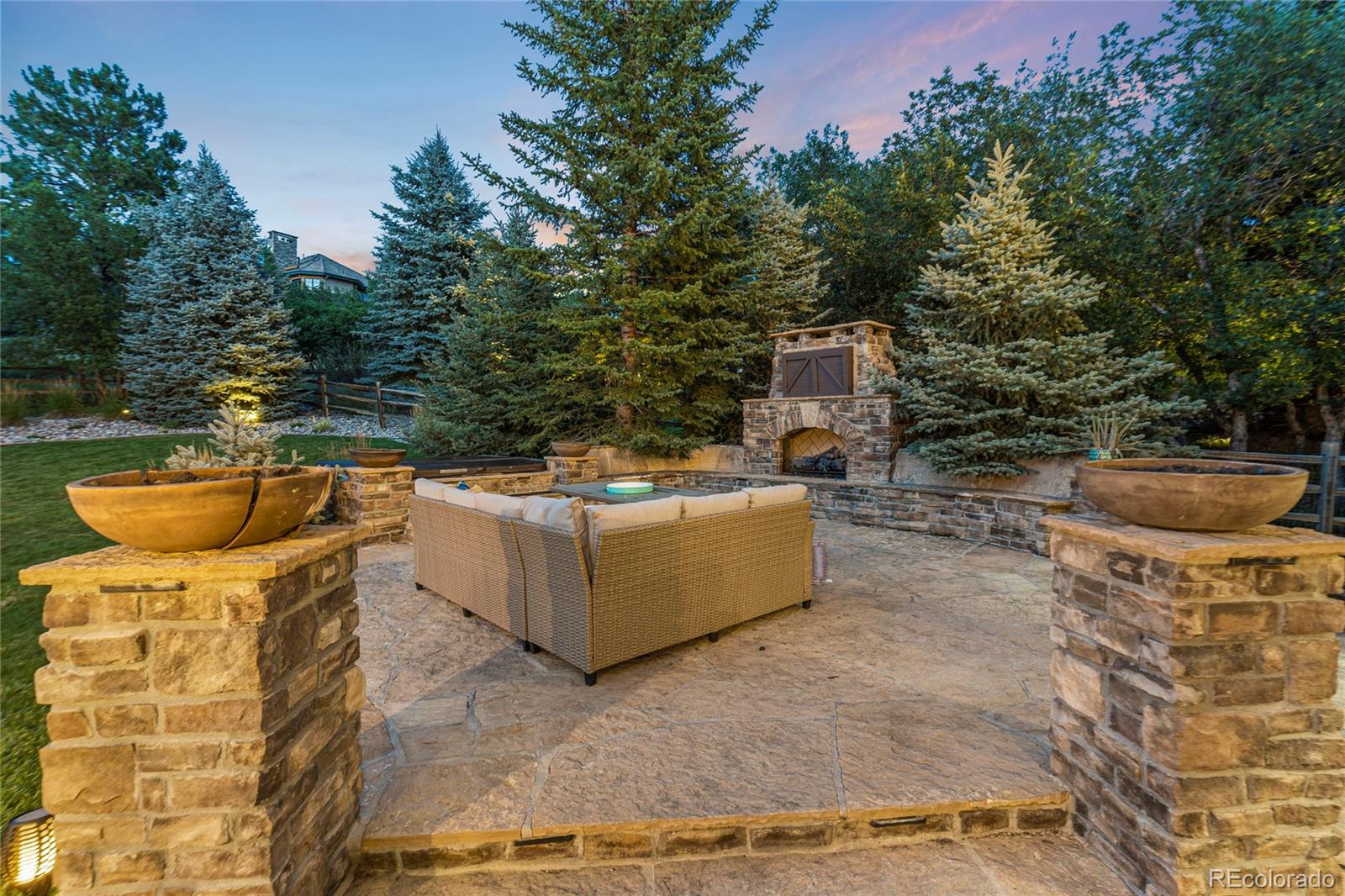 8465 Windhaven Drive