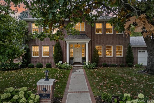 1 S Jasmine Street