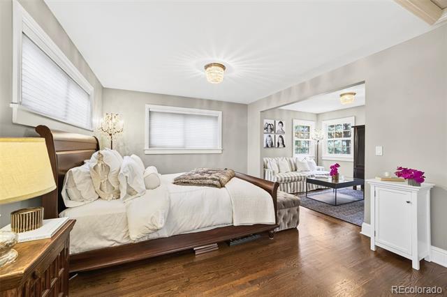 1 S Jasmine Street