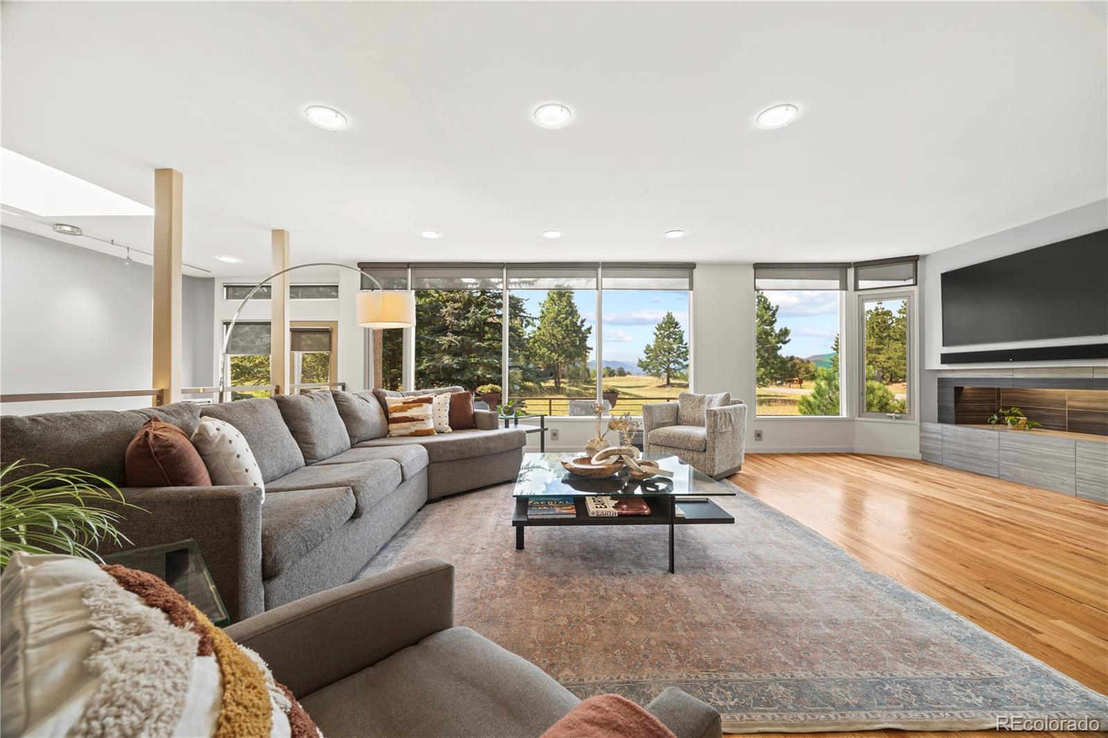 1405 Meadowrose Drive