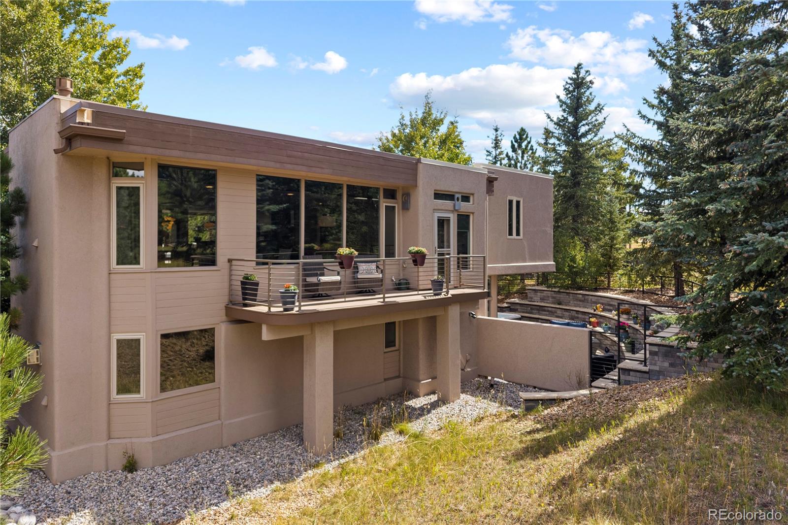 1405 Meadowrose Drive
