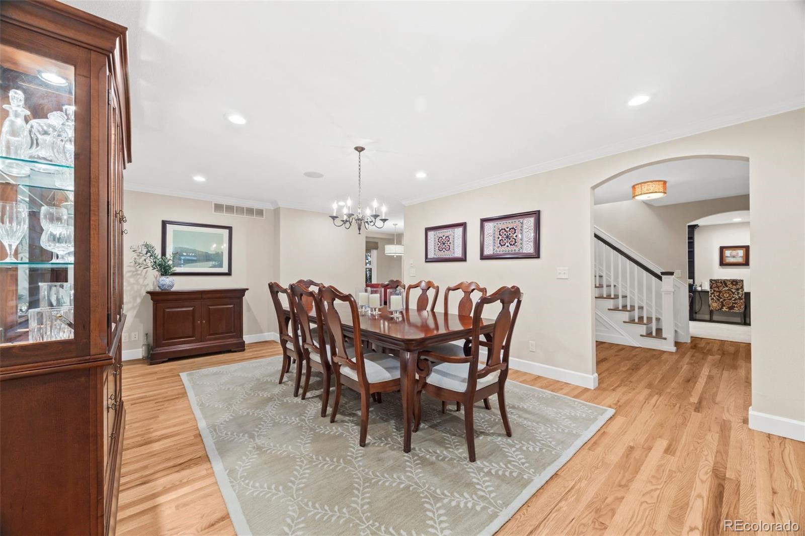7049 S Magnolia Circle