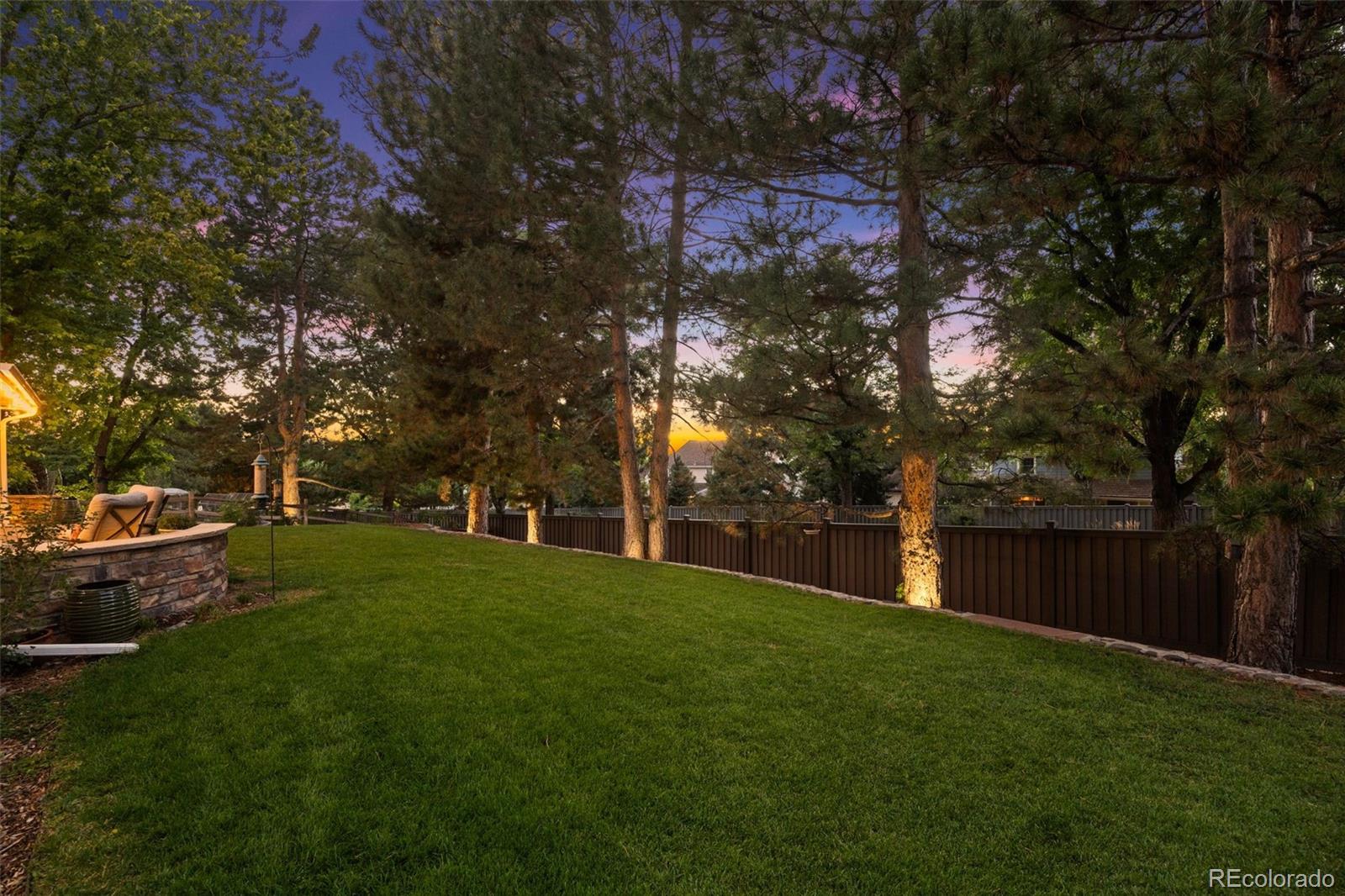 7049 S Magnolia Circle