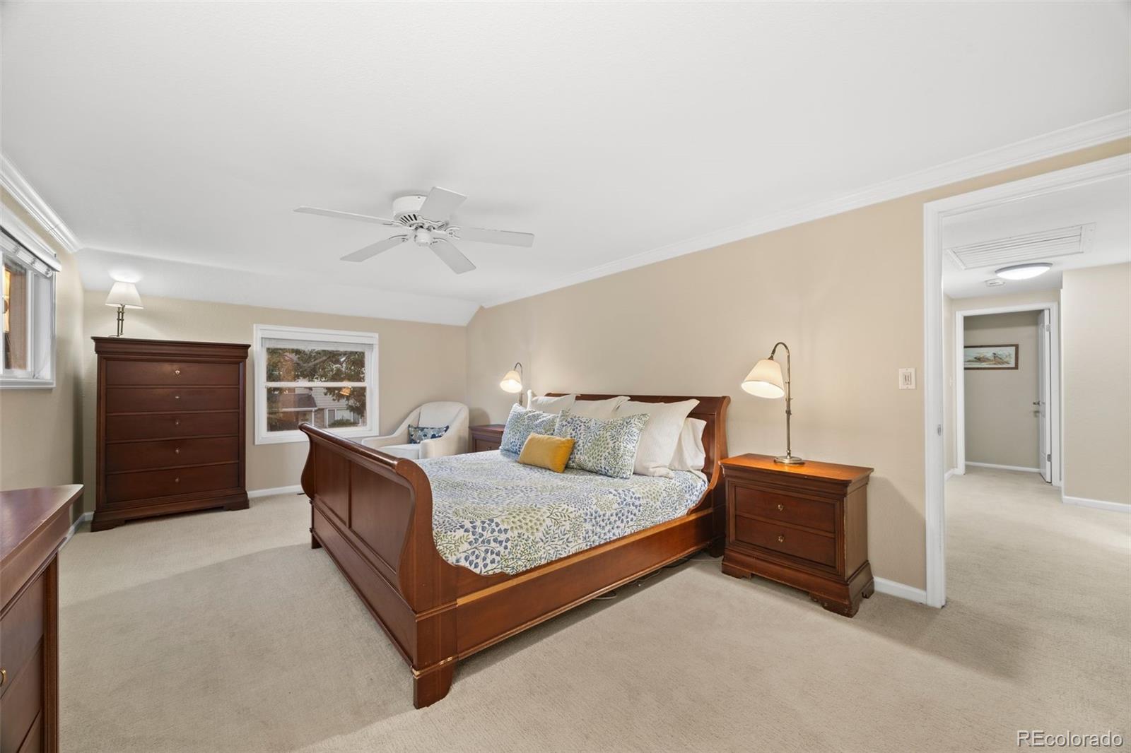 7049 S Magnolia Circle