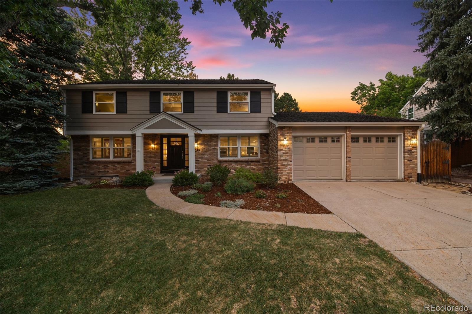 7049 S Magnolia Circle