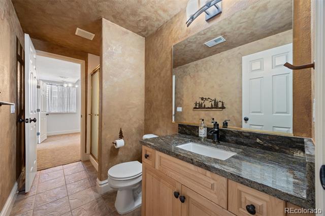 21231 E Saddle Rock Lane