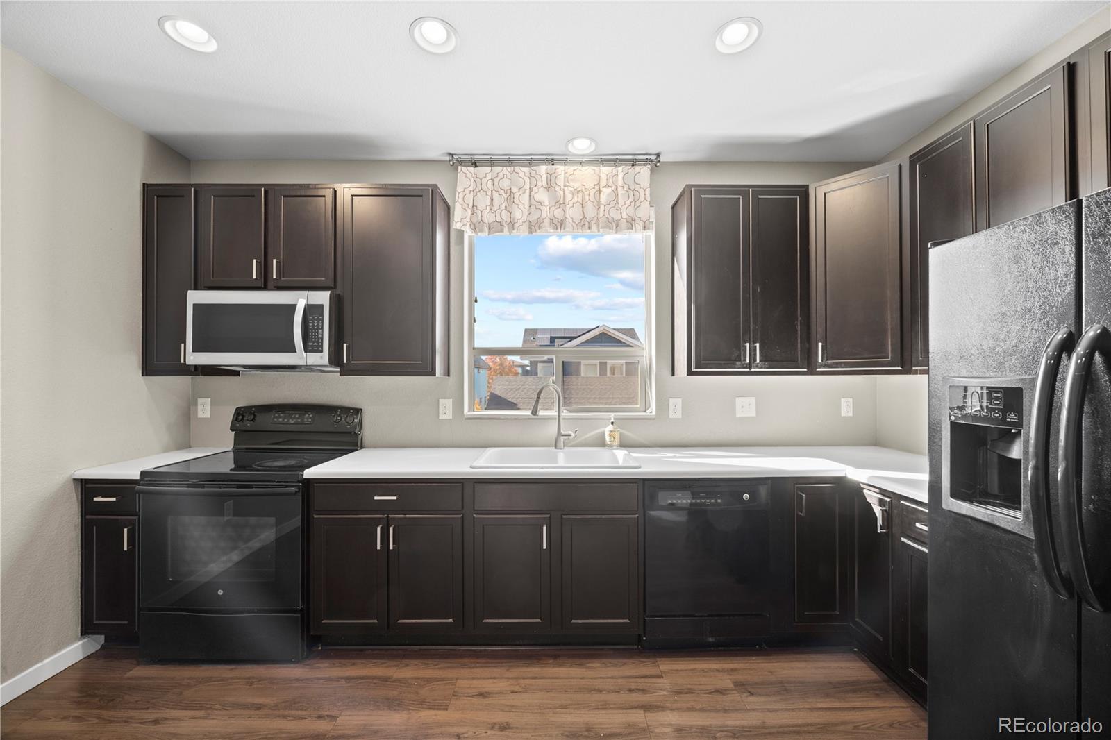 4957 Valentia Street