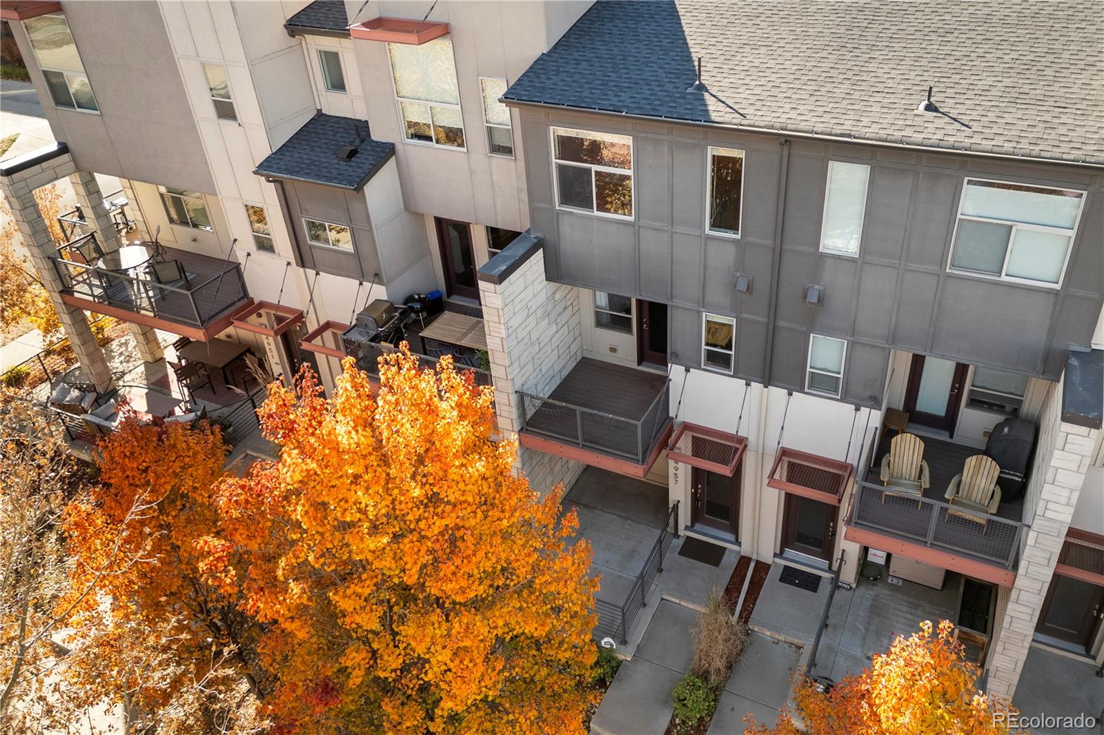 4957 Valentia Street