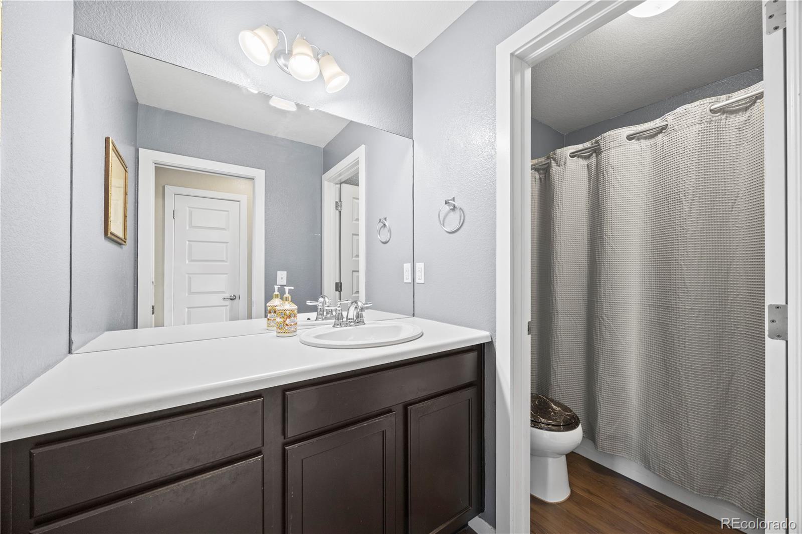 4957 Valentia Street