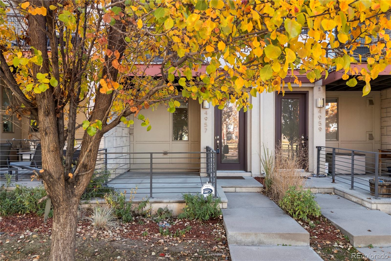 4957 Valentia Street