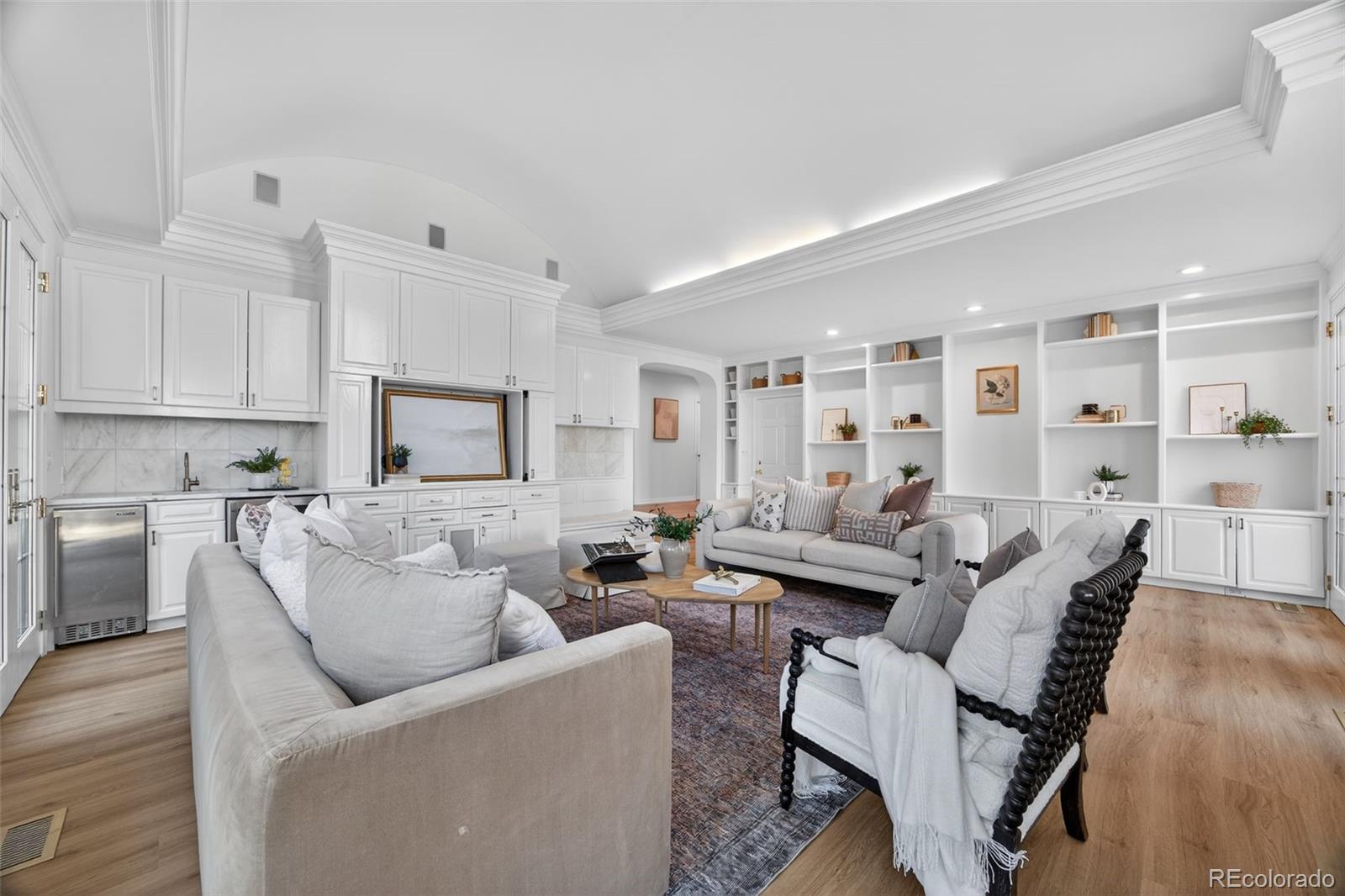 5301 E 6th Avenue Parkway