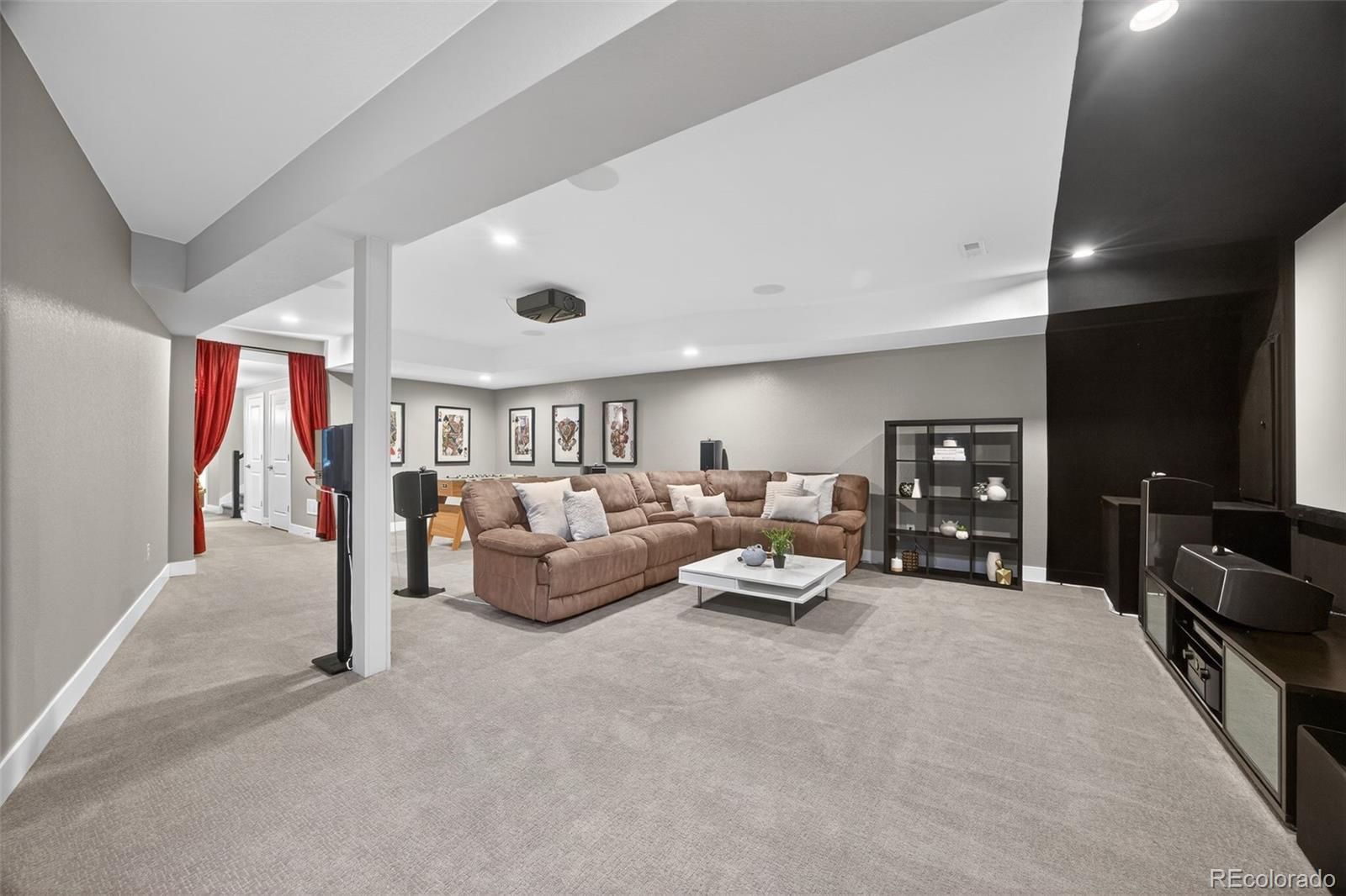 15527 W La Salle Place