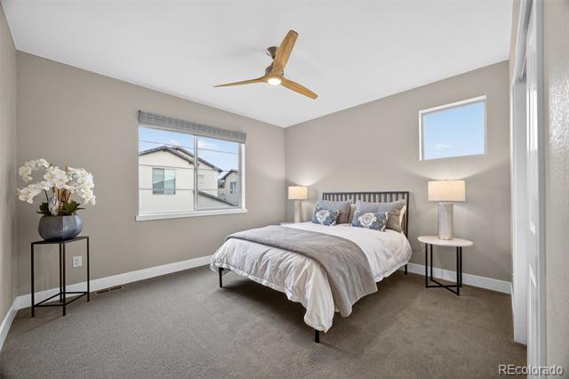15527 W La Salle Place