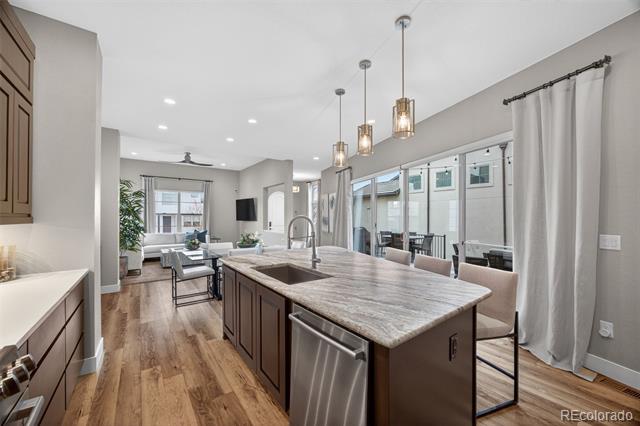 15527 W La Salle Place