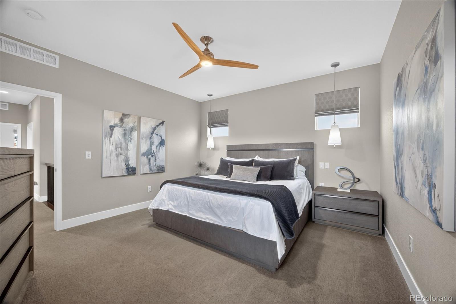 15527 W La Salle Place