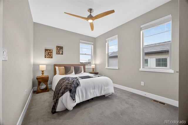 15527 W La Salle Place