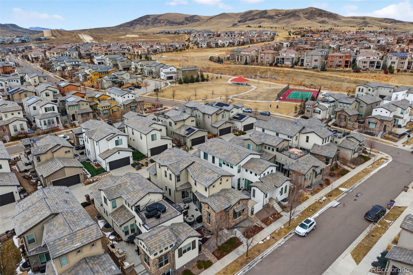 15527 W La Salle Place