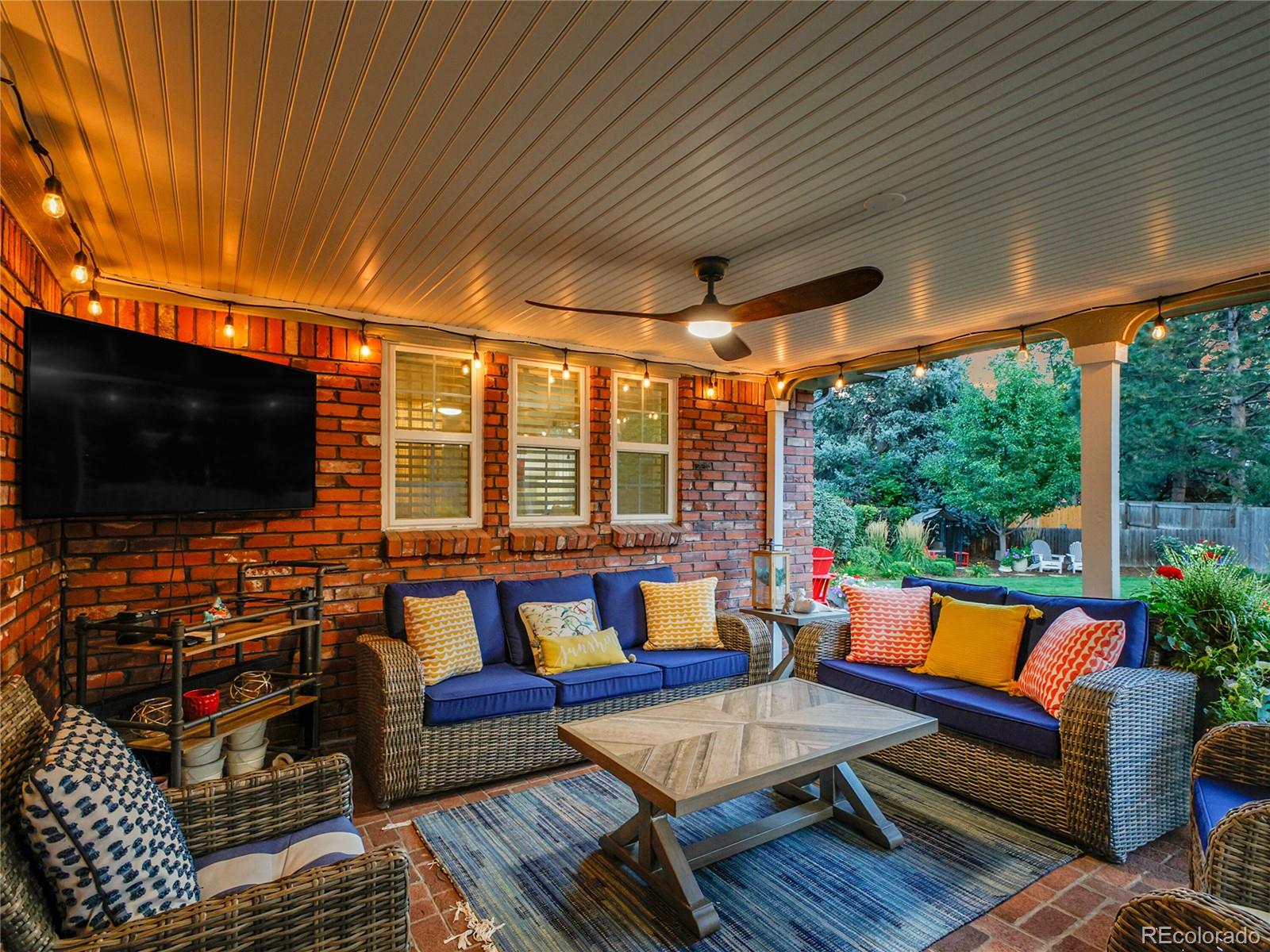 5030 S Clinton Street