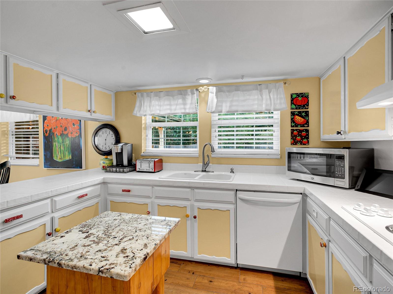 5030 S Clinton Street